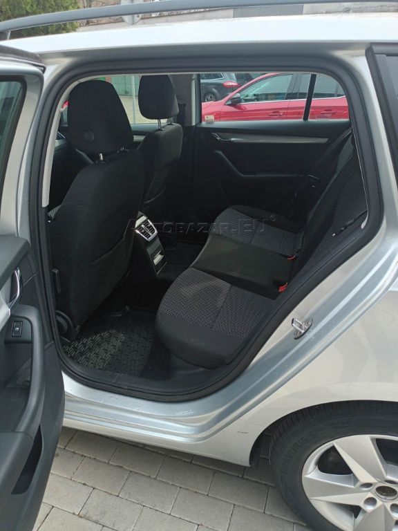 Škoda Octavia Combi ambition 1.6l  4x4  81kw