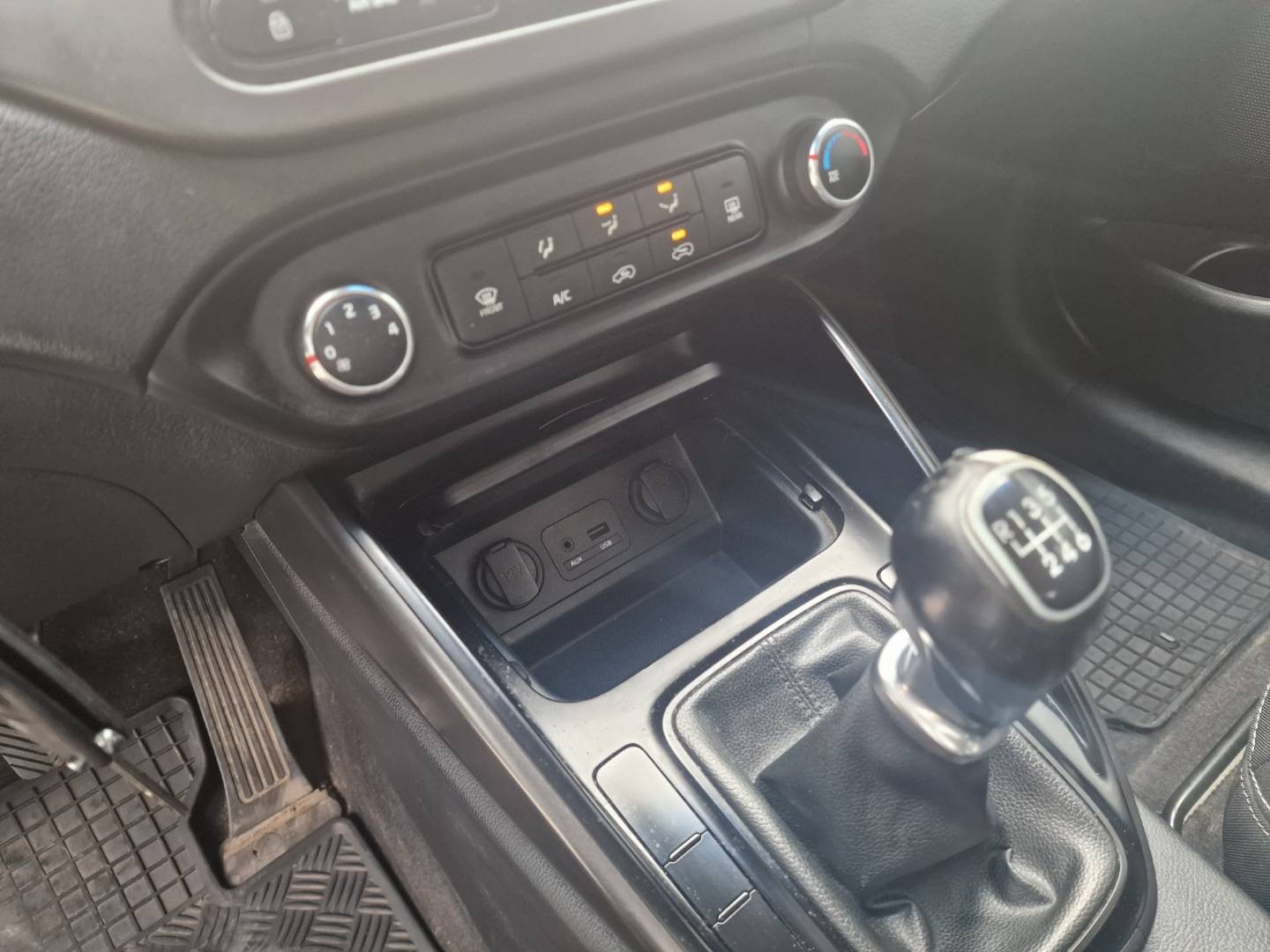 Kia Carens 1.6 GDi LX