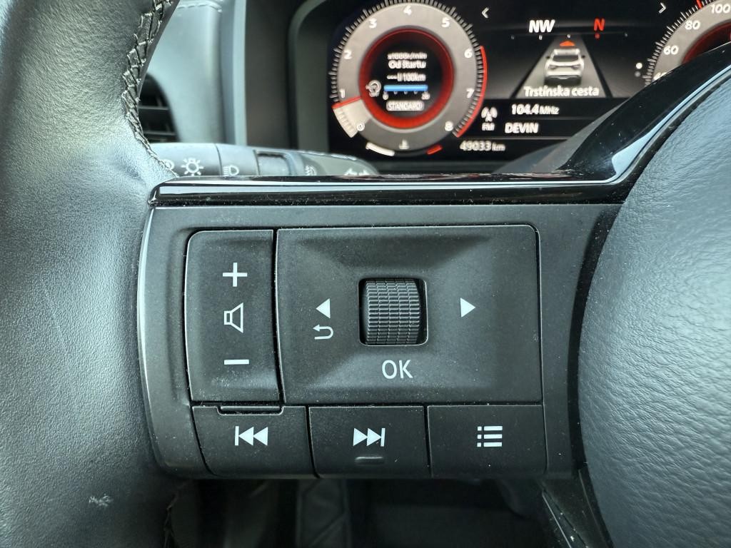 Nissan Qashqai N-Connecta 158k Mild Hybrid Manuál