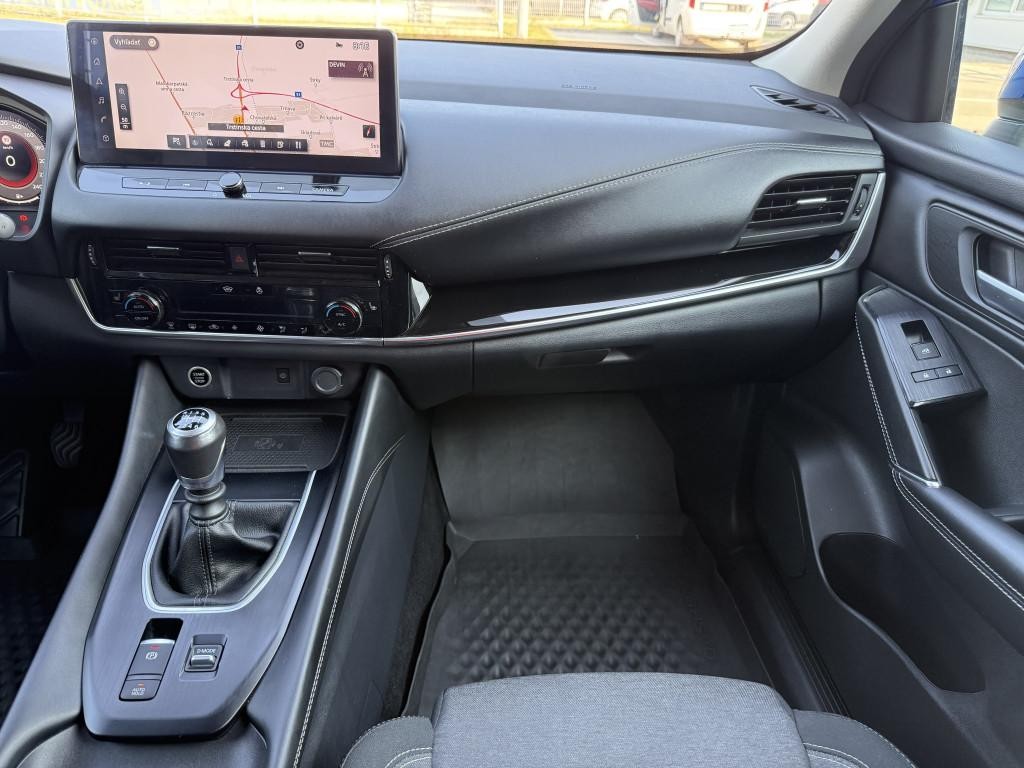 Nissan Qashqai N-Connecta 158k Mild Hybrid Manuál