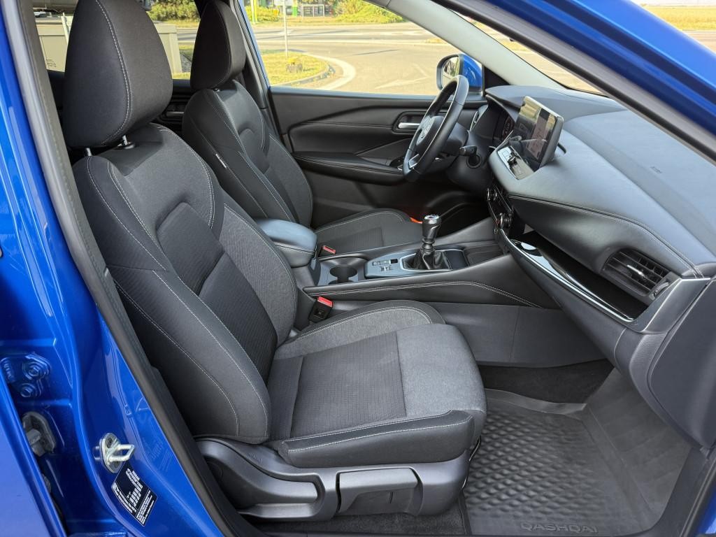 Nissan Qashqai N-Connecta 158k Mild Hybrid Manuál