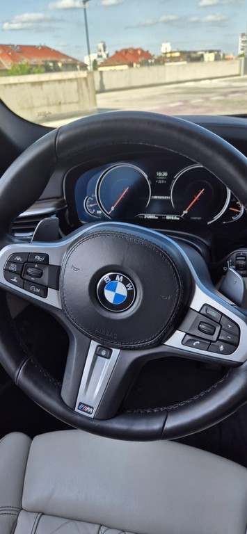 BMW rad 5 550i xDrive
