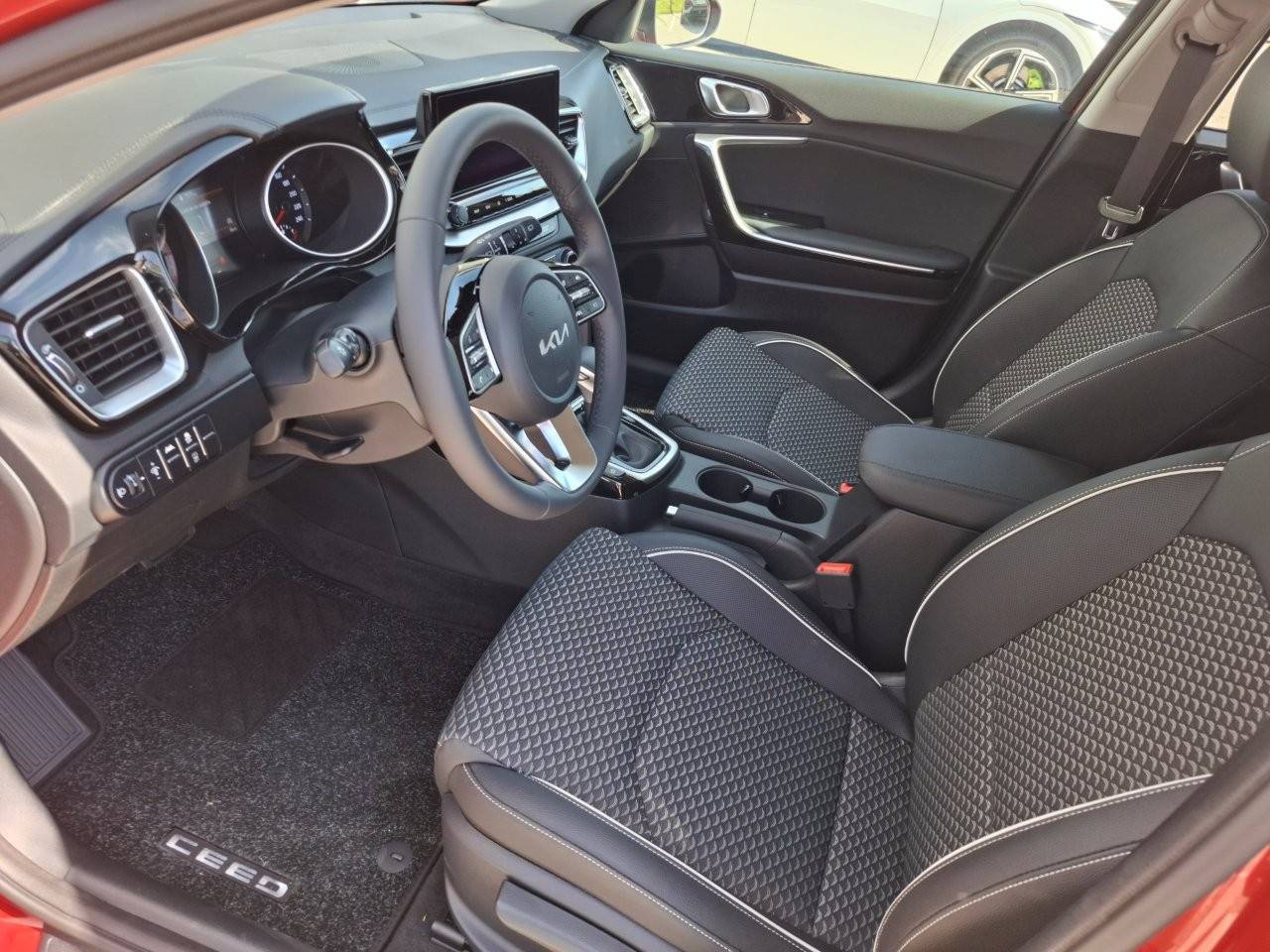 Kia Ceed SW 1.5 T-GDi Gold A/T
