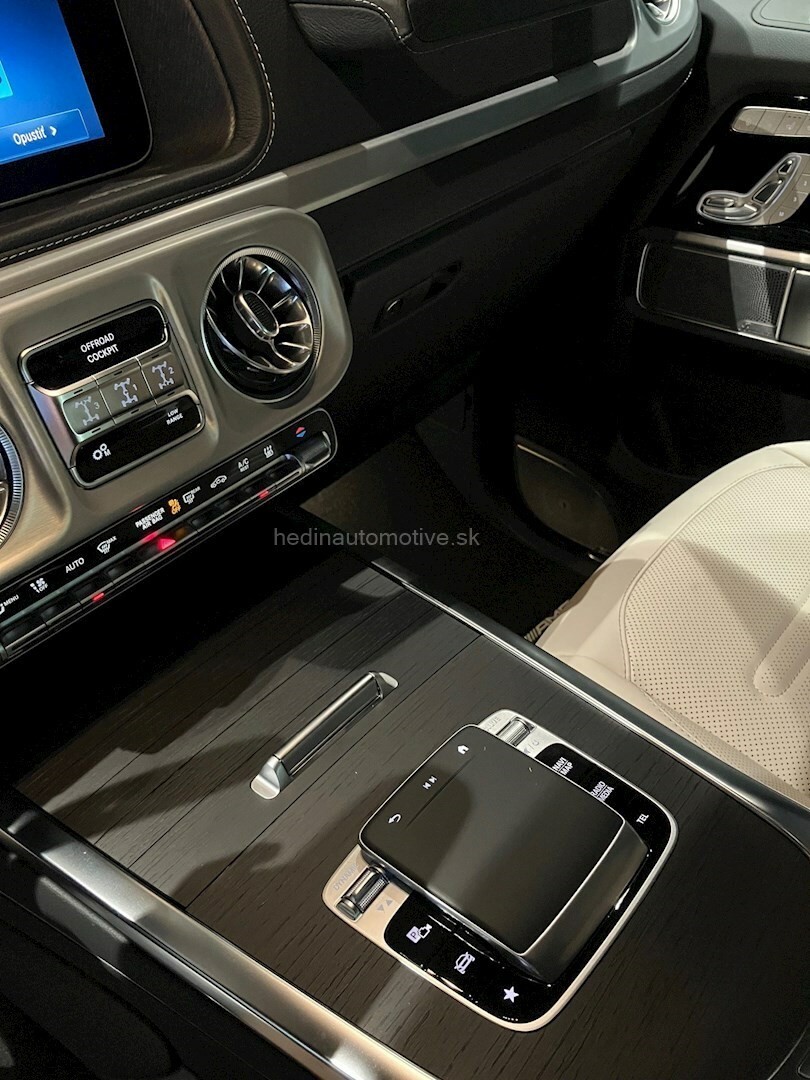 MERCEDES-BENZ G 450 d