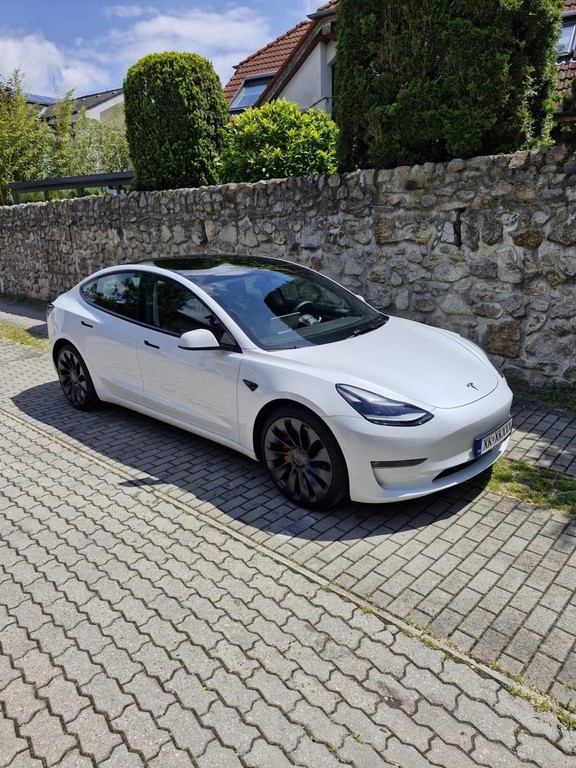 Tesla Model 3 Sedan 393kw Automat