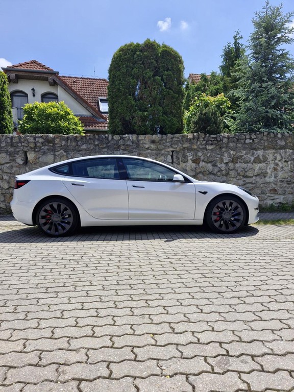 Tesla Model 3 Sedan 393kw Automat