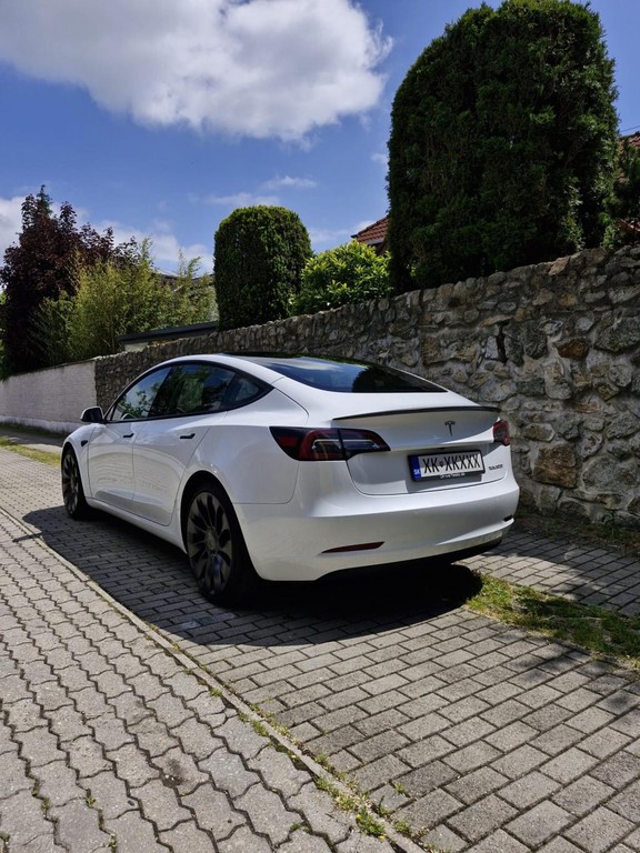 Tesla Model 3 Sedan 393kw Automat