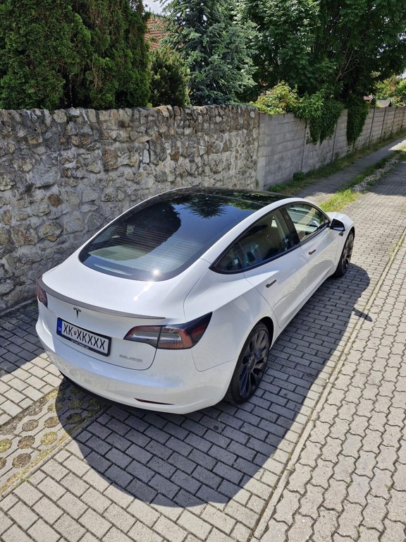 Tesla Model 3 Sedan 393kw Automat