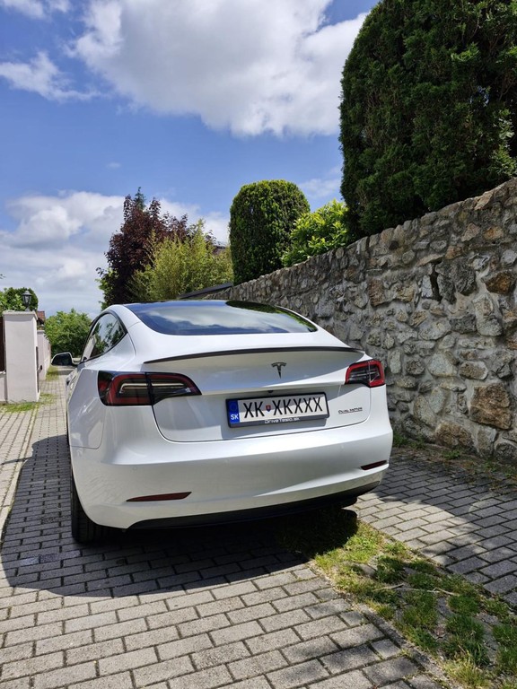 Tesla Model 3 Sedan 393kw Automat