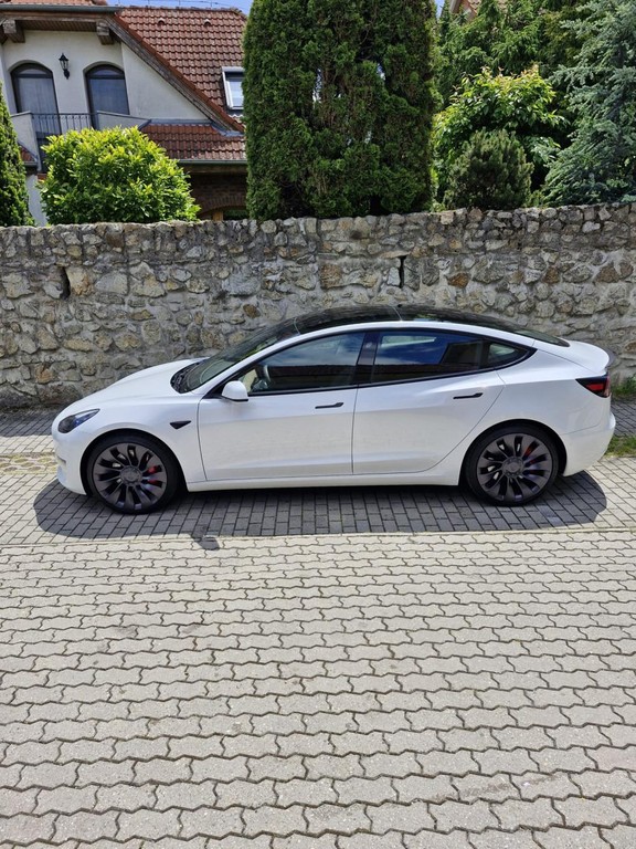 Tesla Model 3 Sedan 393kw Automat