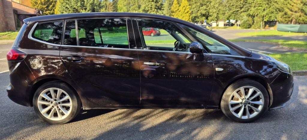Opel Zafira Mpv 121kw Manuál