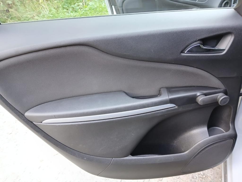 Opel Zafira Tourer Combi 100kw Manuál