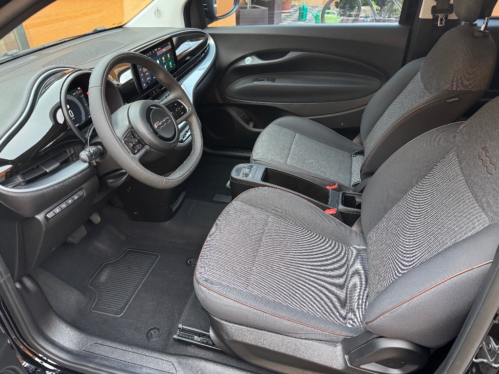 Fiat 500e Hatchback 87kw Automat