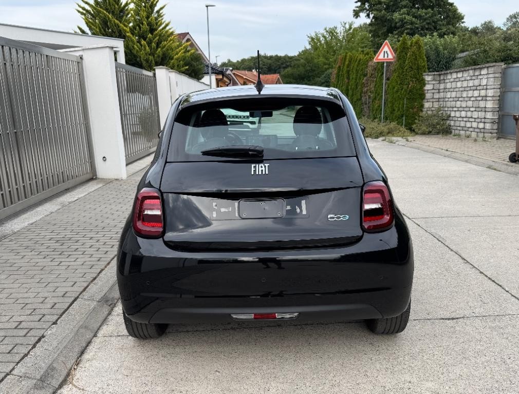 Fiat 500e Hatchback 87kw Automat