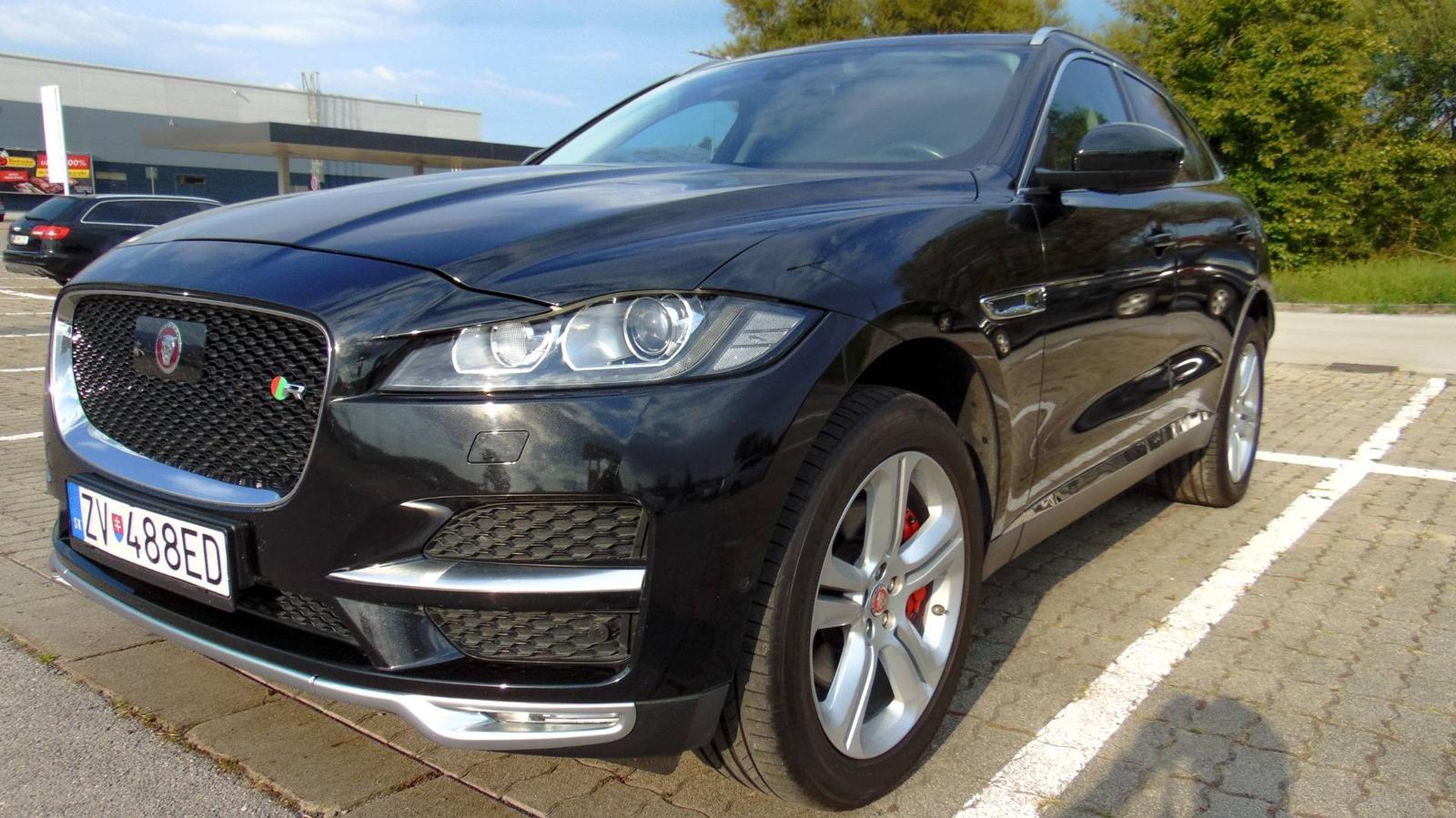 Jaguar F-Pace 3.0D V6 Portfolio AWD A/T