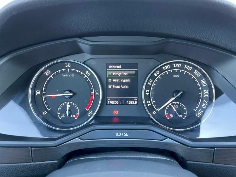 Škoda Superb Combi 2.0 TDI 140kW Style Plus