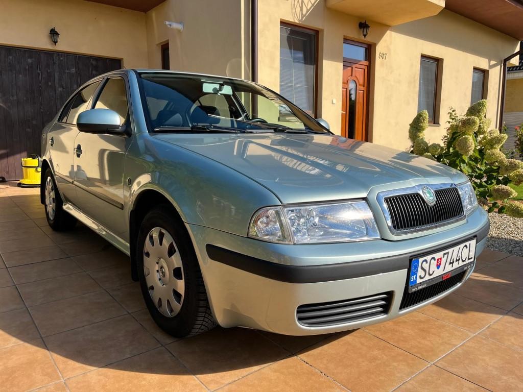 Škoda Octavia 1.6 TOUR