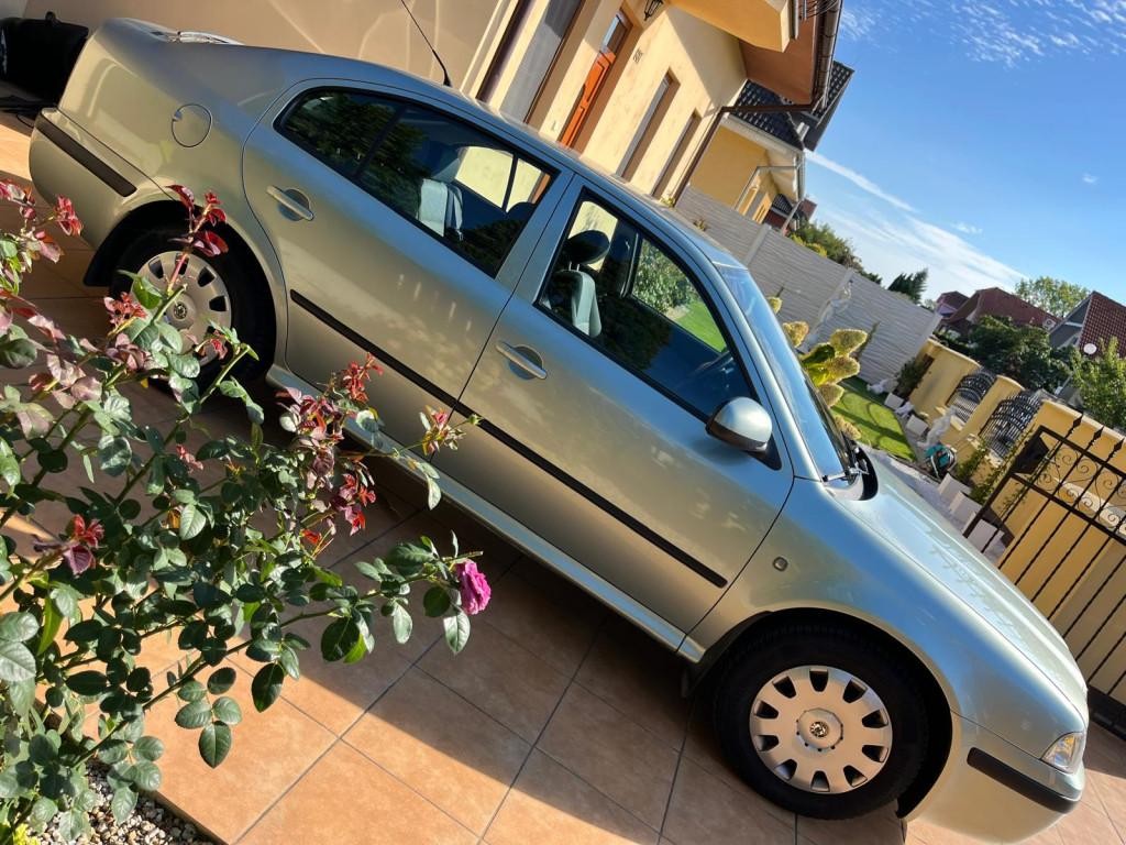 Škoda Octavia 1.6 TOUR