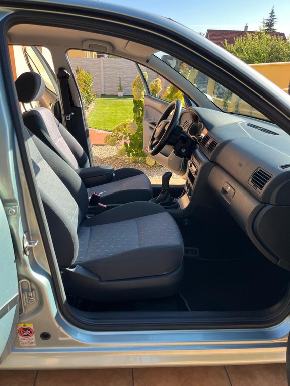 Škoda Octavia 1.6 TOUR