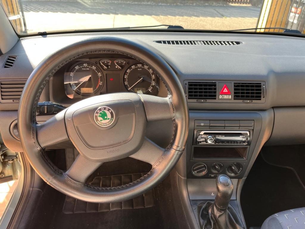 Škoda Octavia 1.6 TOUR