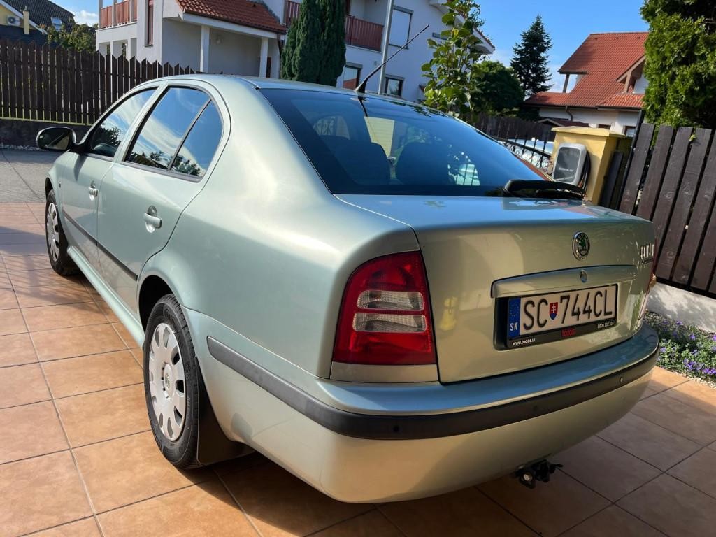 Škoda Octavia 1.6 TOUR