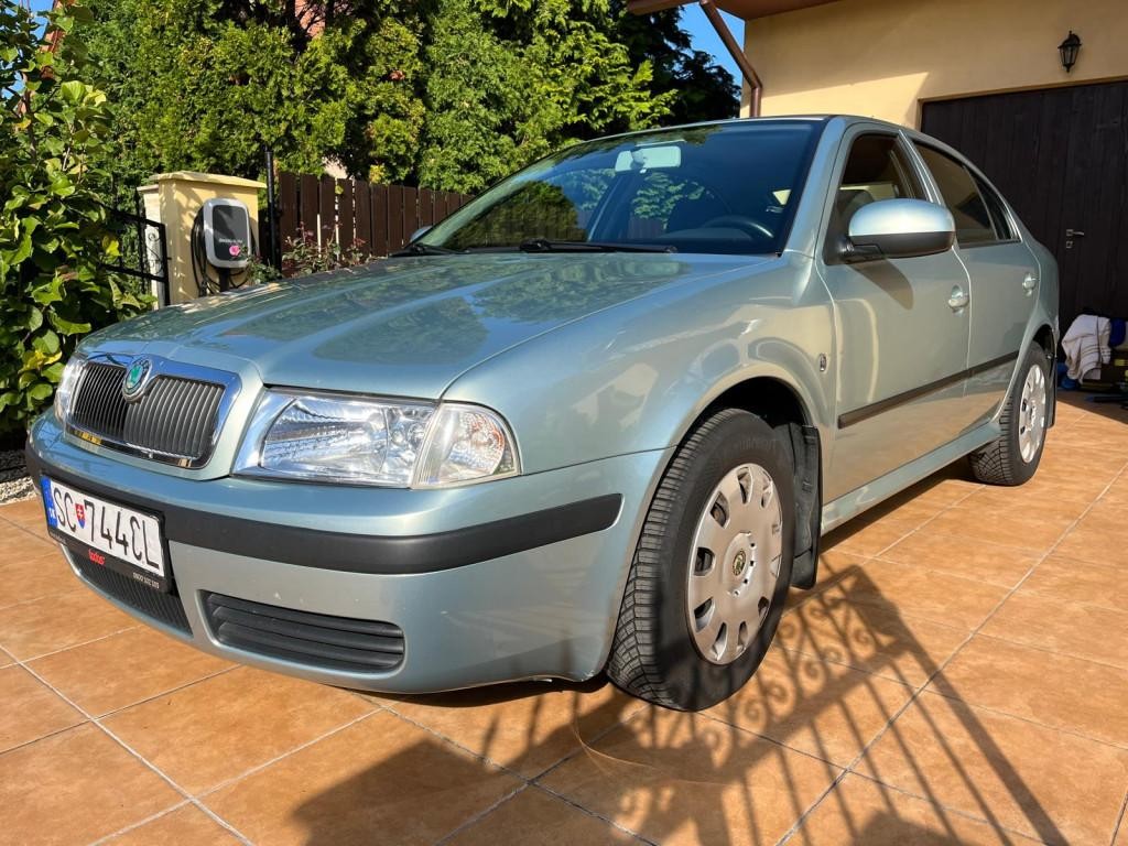 Škoda Octavia 1.6 TOUR