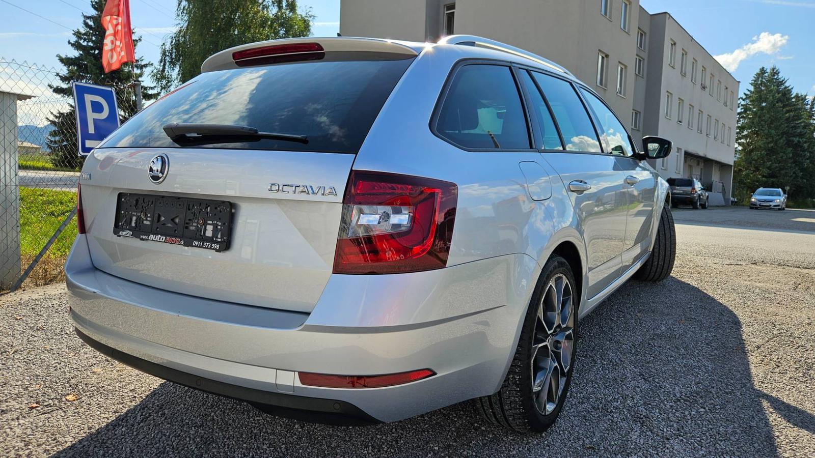 Škoda Octavia Combi 1.6 TDI 115k Drive DSG