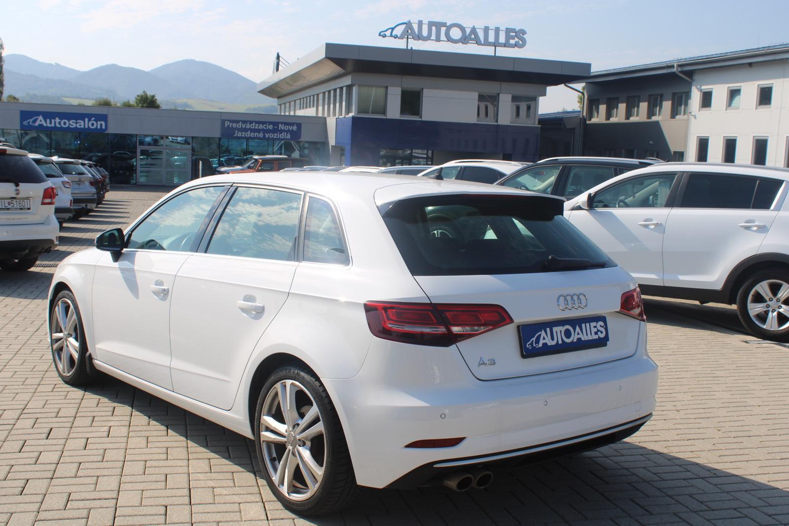 Audi A3 Sportback 1,5 TFSi 110 kW S TRONIC ACTIVE SPORT