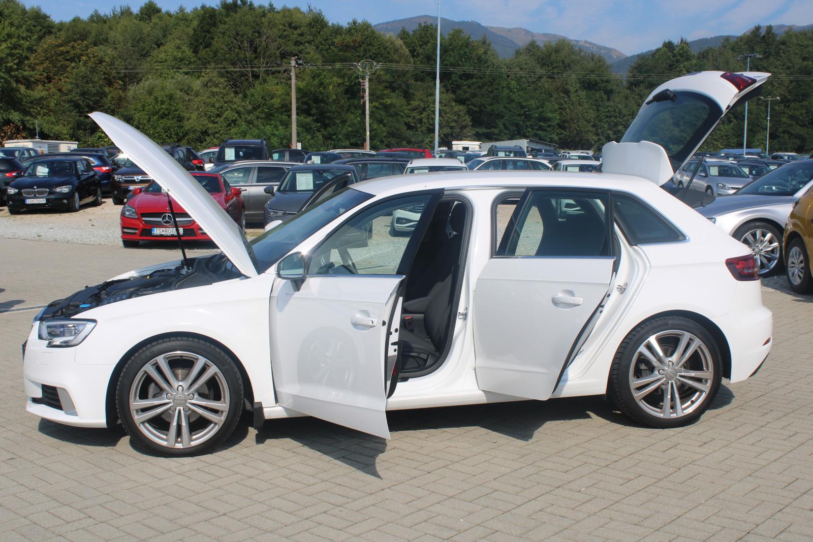 Audi A3 Sportback 1,5 TFSi 110 kW S TRONIC ACTIVE SPORT