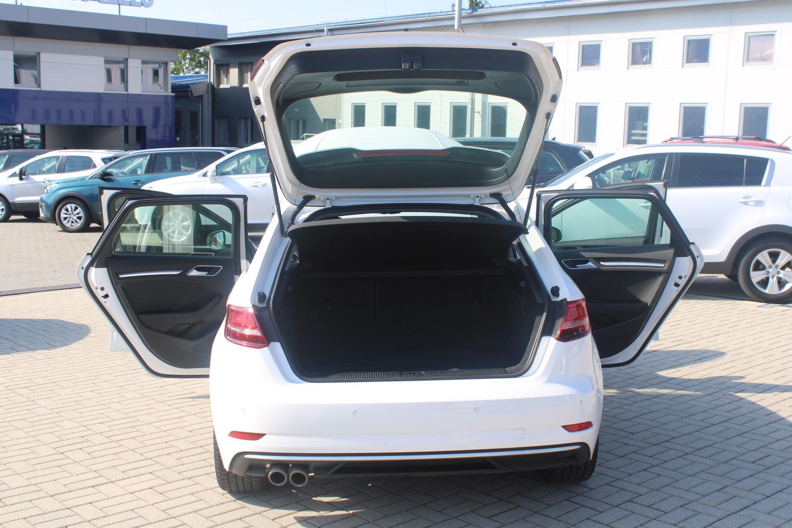 Audi A3 Sportback 1,5 TFSi 110 kW S TRONIC ACTIVE SPORT