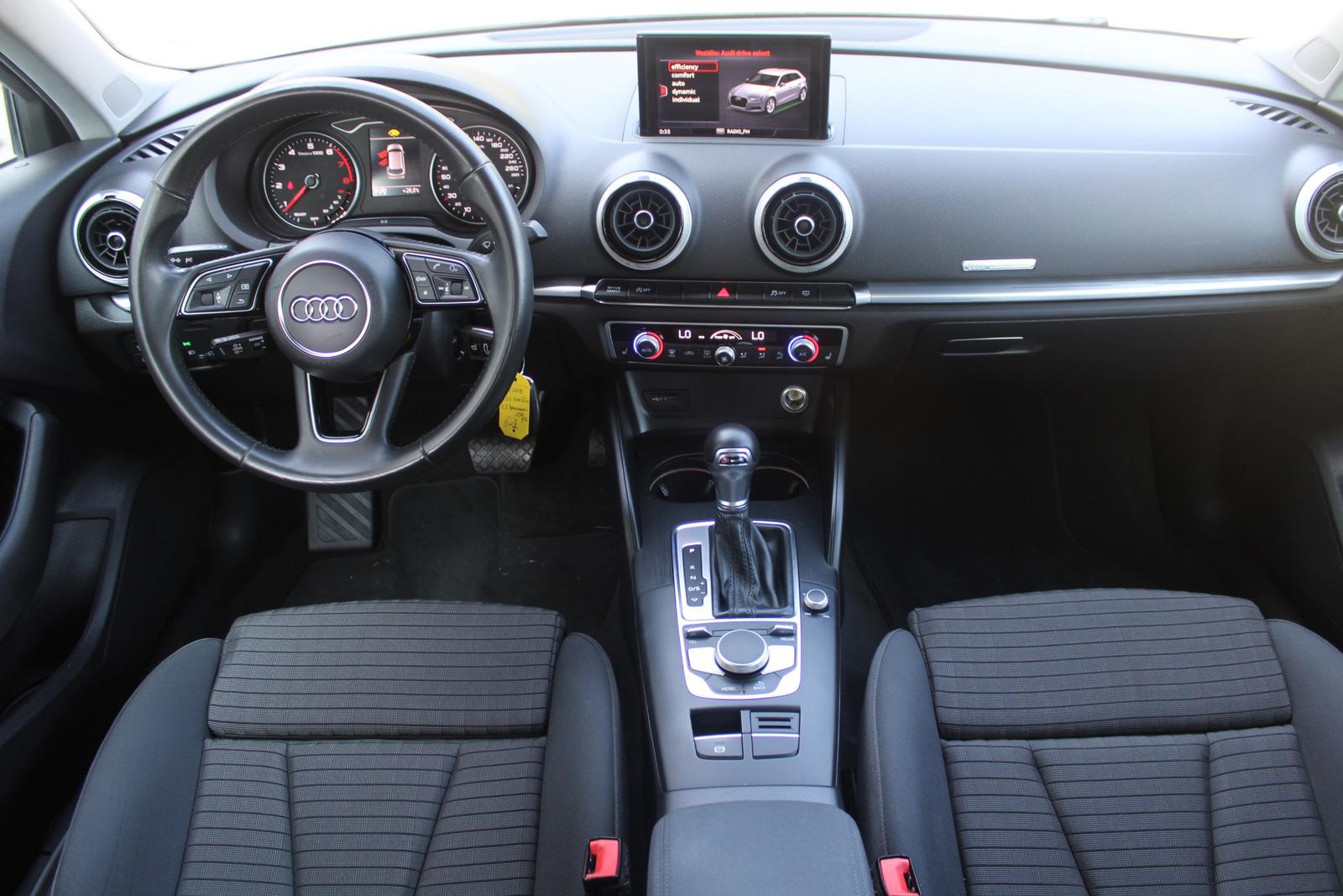 Audi A3 Sportback 1,5 TFSi 110 kW S TRONIC ACTIVE SPORT