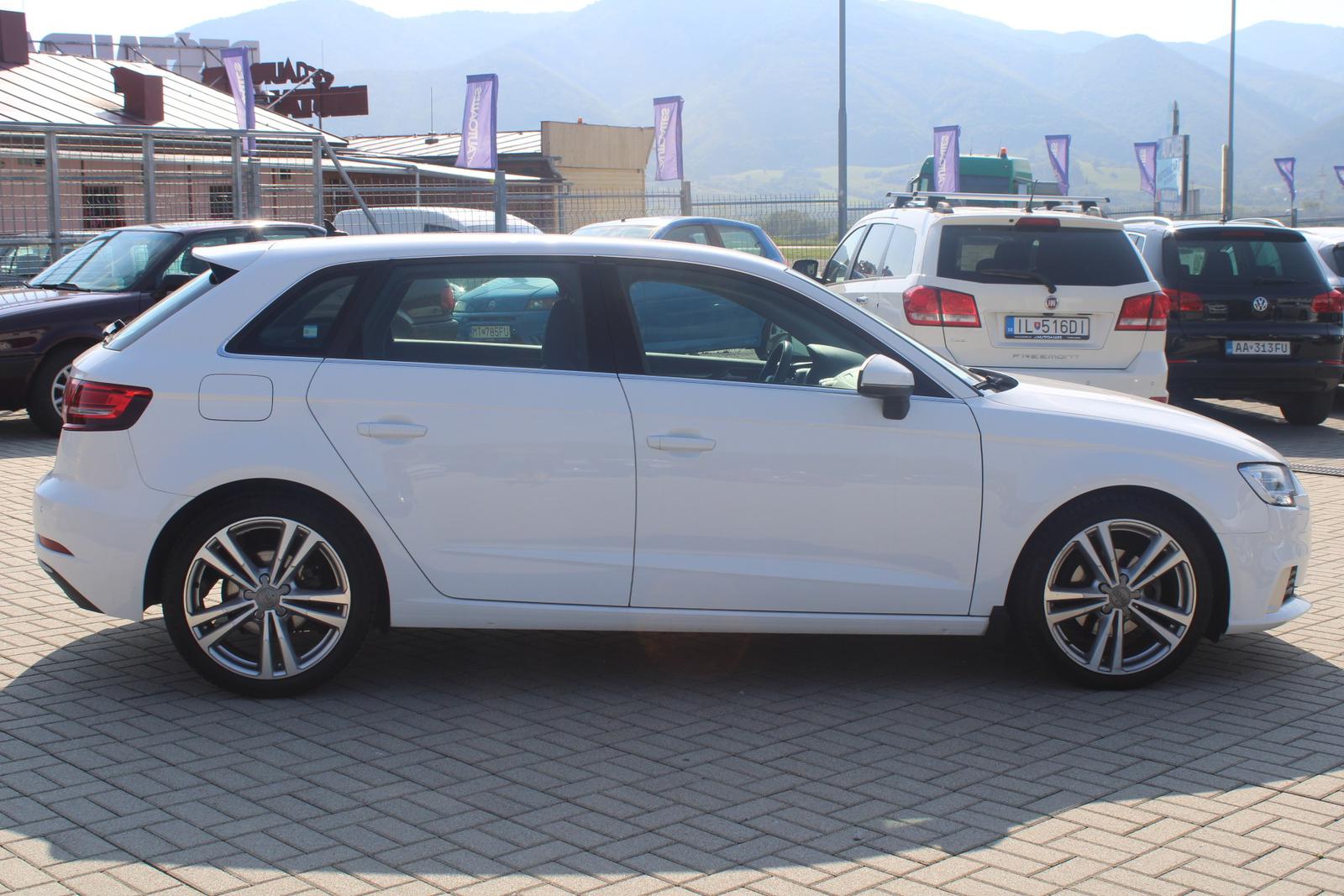 Audi A3 Sportback 1,5 TFSi 110 kW S TRONIC ACTIVE SPORT
