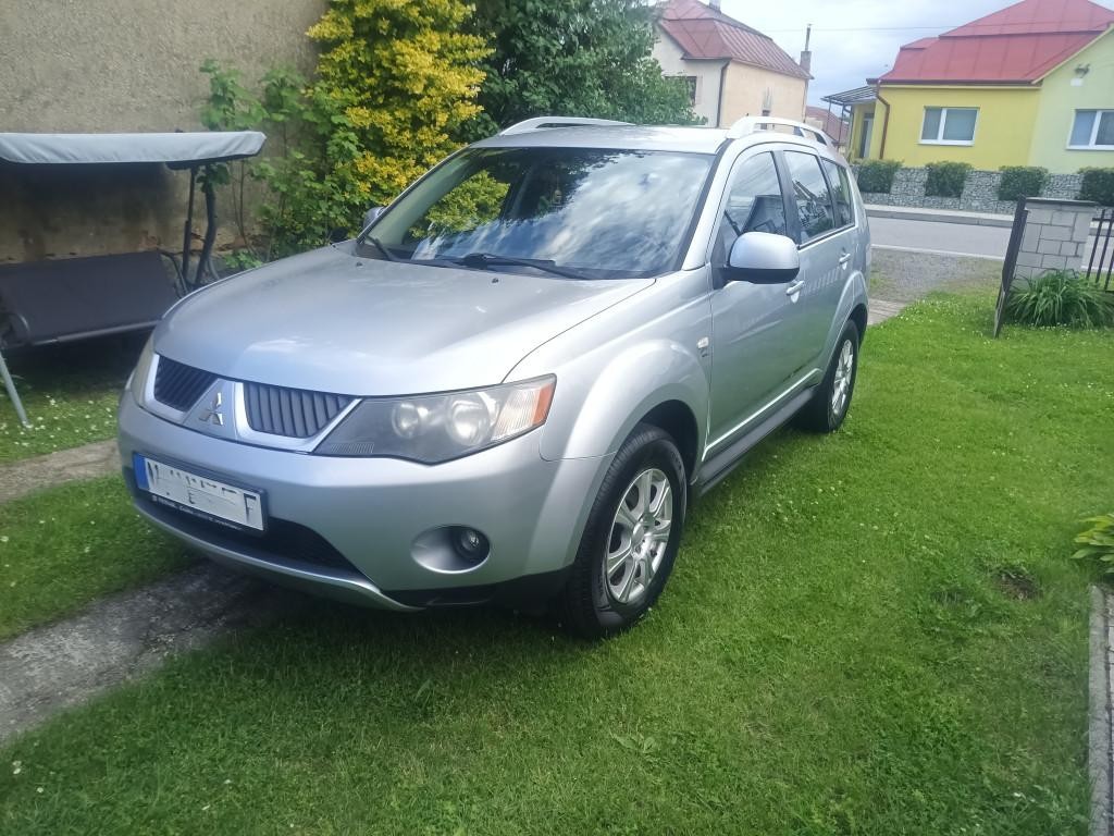 Mitsubishi Outlander 2.0 DI-D Intense
