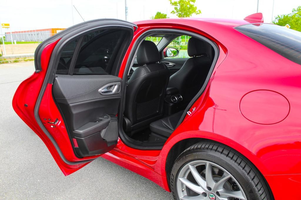 Alfa Romeo Giulia 2.2 JTDM Veloce AT AWD