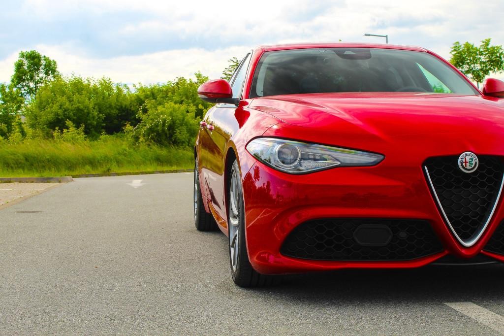 Alfa Romeo Giulia 2.2 JTDM Veloce AT AWD