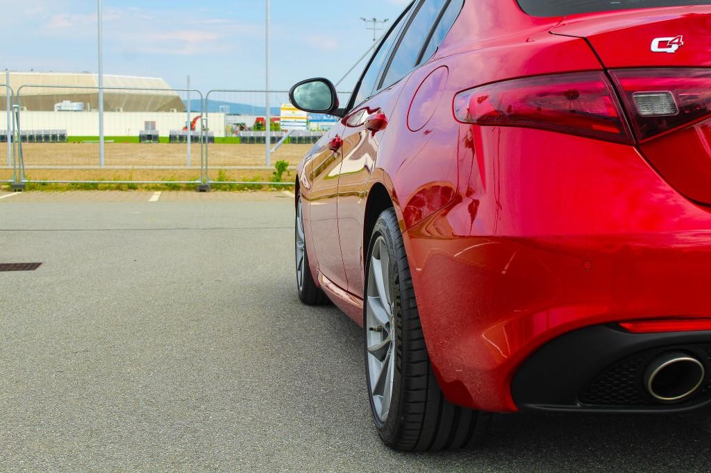 Alfa Romeo Giulia 2.2 JTDM Veloce AT AWD