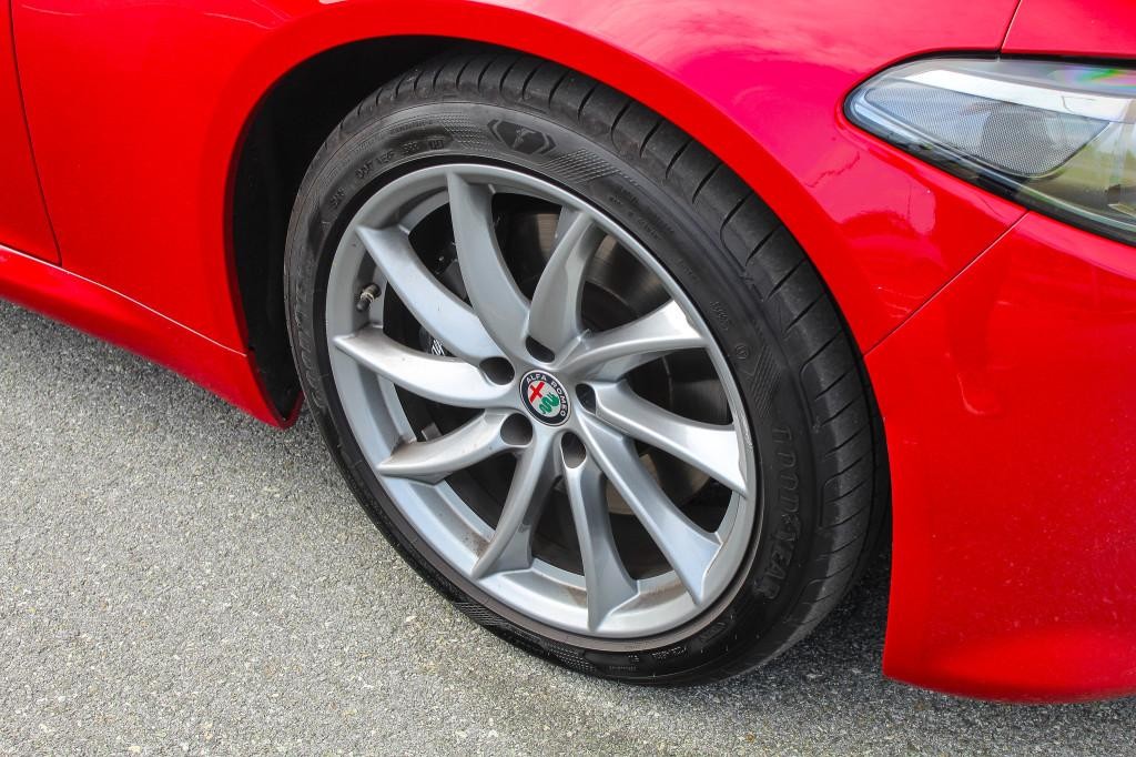 Alfa Romeo Giulia 2.2 JTDM Veloce AT AWD