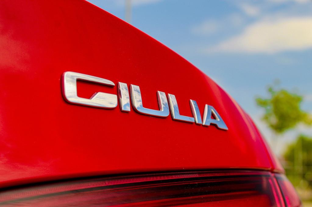 Alfa Romeo Giulia 2.2 JTDM Veloce AT AWD