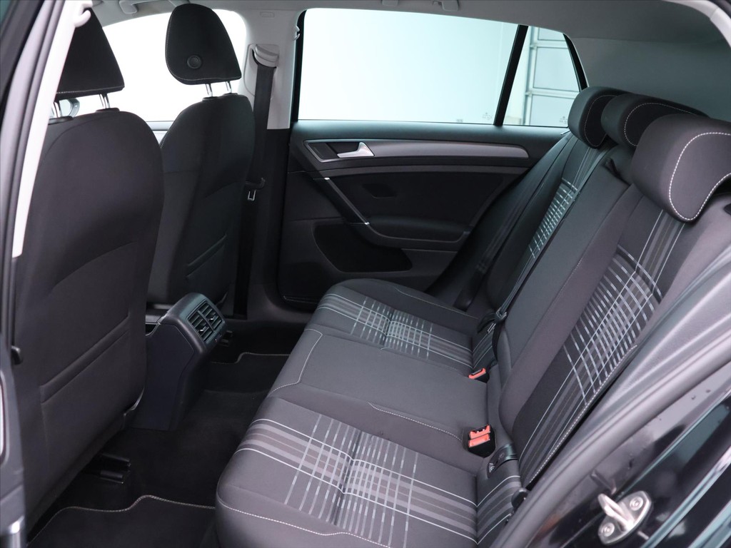Volkswagen Golf 1.2 TSi R-Line