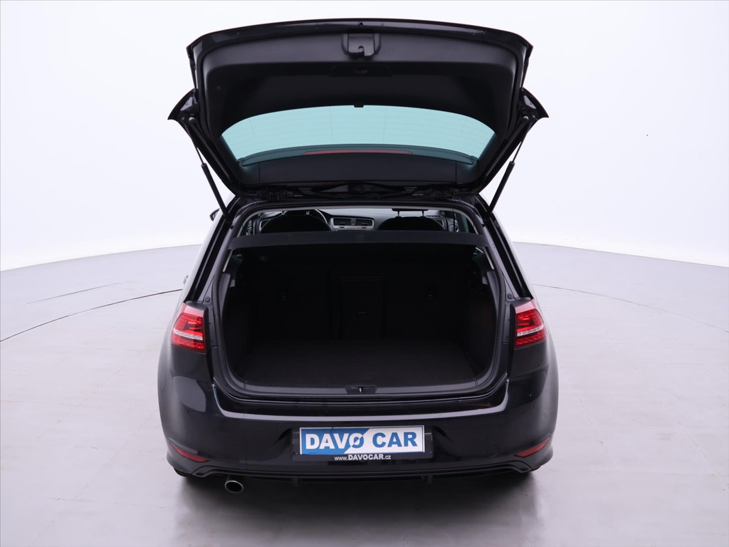 Volkswagen Golf 1.2 TSi R-Line