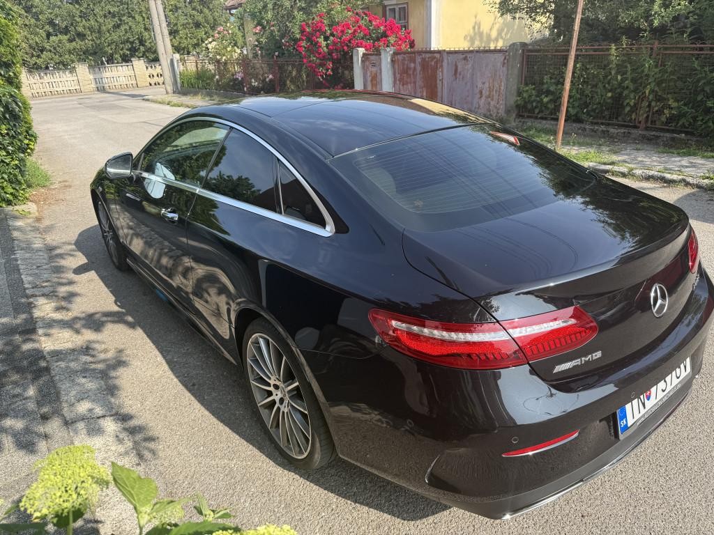 Mercedes E trieda 400 4MATIC A/T