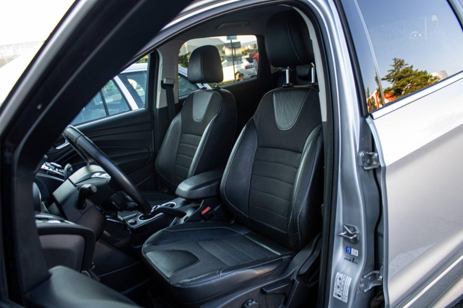 Ford Kuga 2.0 TDCi Duratorq 150k Titanium FWD