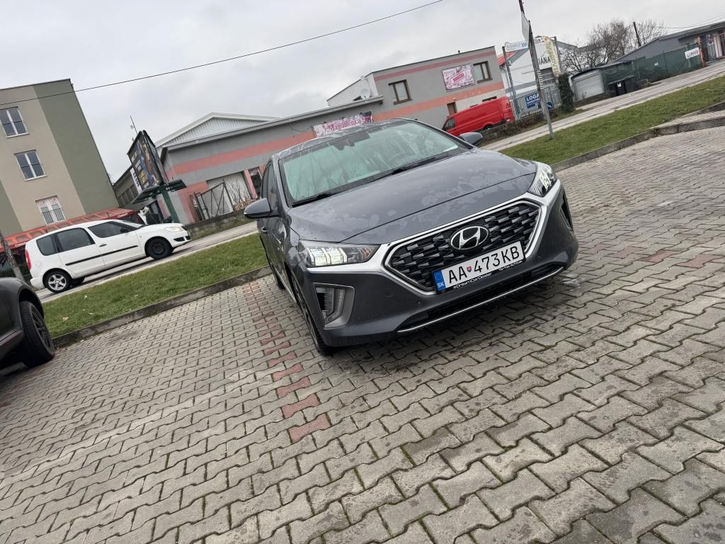 Hyundai Ioniq 1.6 GDi HEV Style