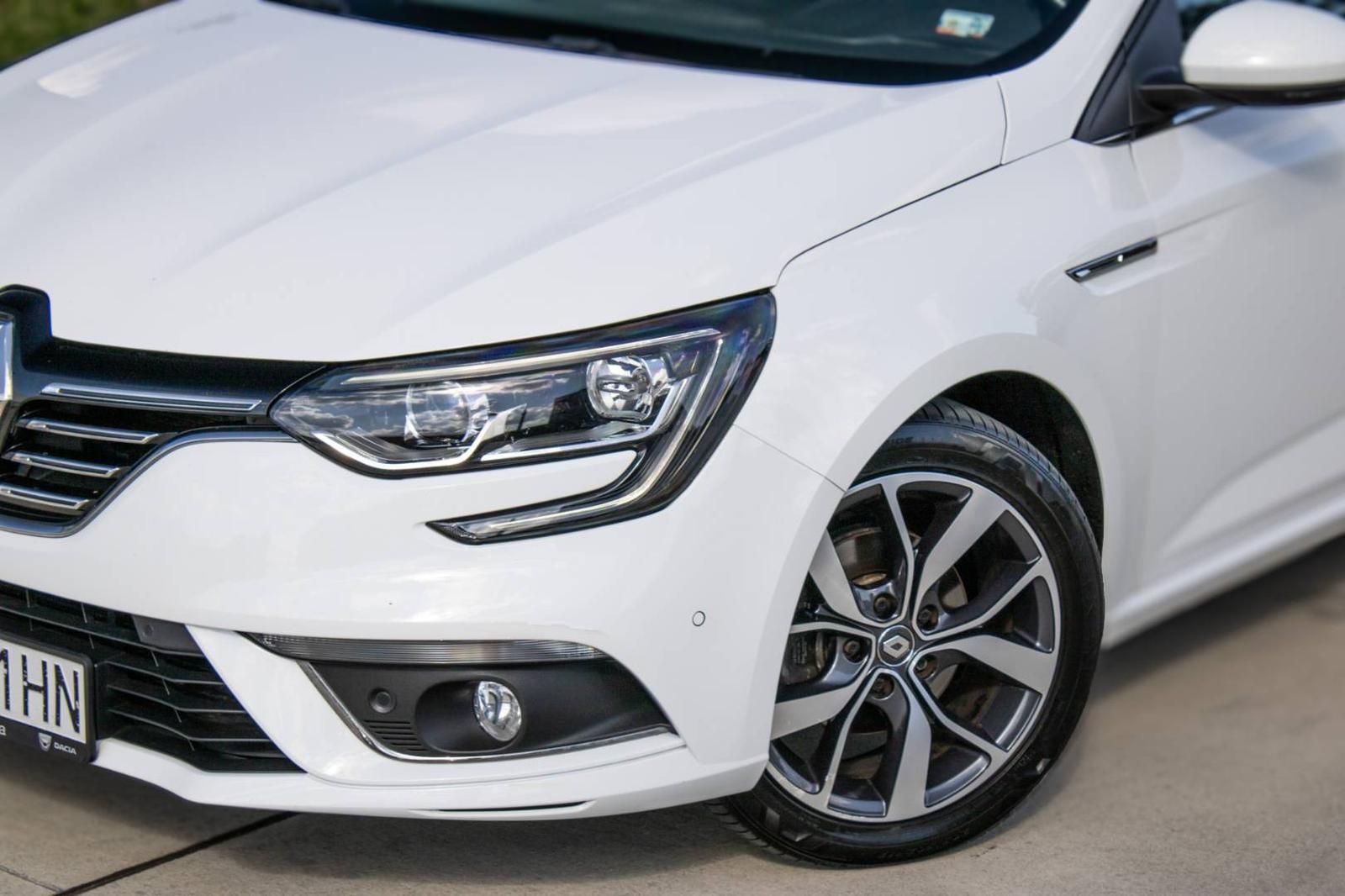 Renault Mégane Grandtour Energy TCe 130 BOSE EDC, 97kW, A7, /AJ NA SPLÁTKY / SVK / 1.M/