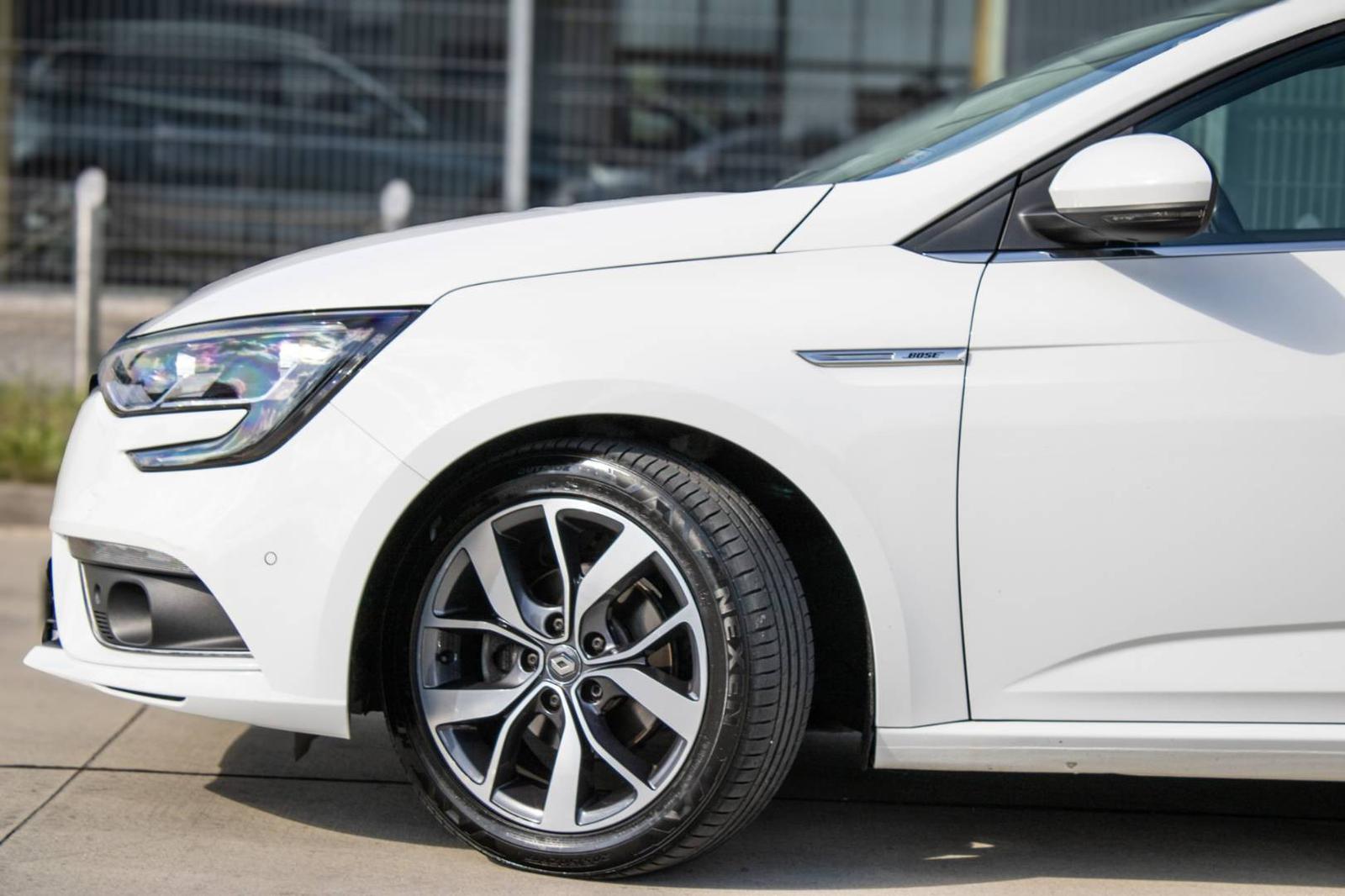 Renault Mégane Grandtour Energy TCe 130 BOSE EDC, 97kW, A7, /AJ NA SPLÁTKY / SVK / 1.M/