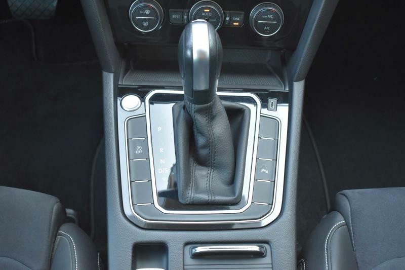 Volkswagen Passat Variant 1.5 TSI 110kW DSG*TAŽNÉ*KAMERA