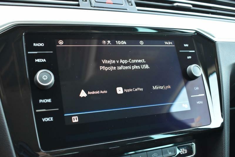 Volkswagen Passat Variant 1.5 TSI 110kW DSG*TAŽNÉ*KAMERA
