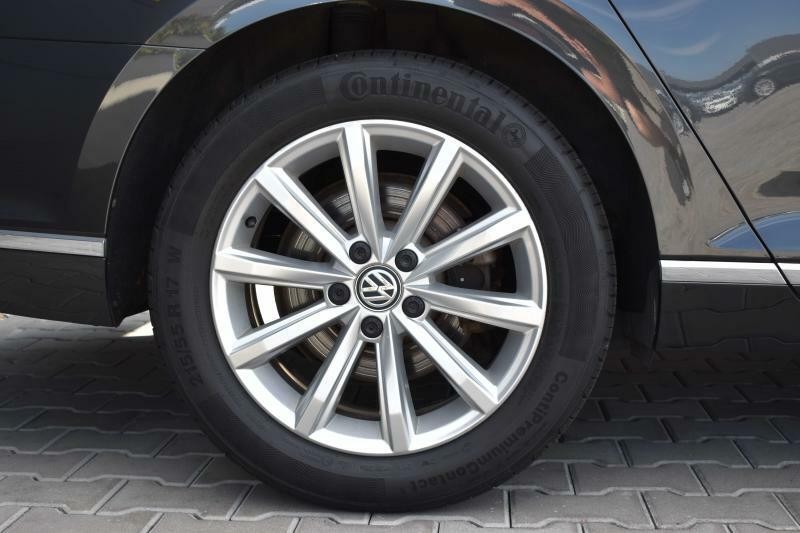 Volkswagen Passat Variant 1.5 TSI 110kW DSG*TAŽNÉ*KAMERA