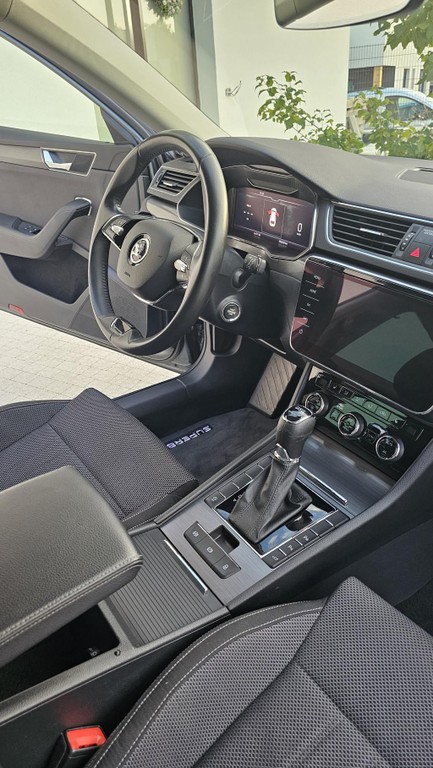 Škoda Superb Combi 2.0 TDI SCR Style DSG