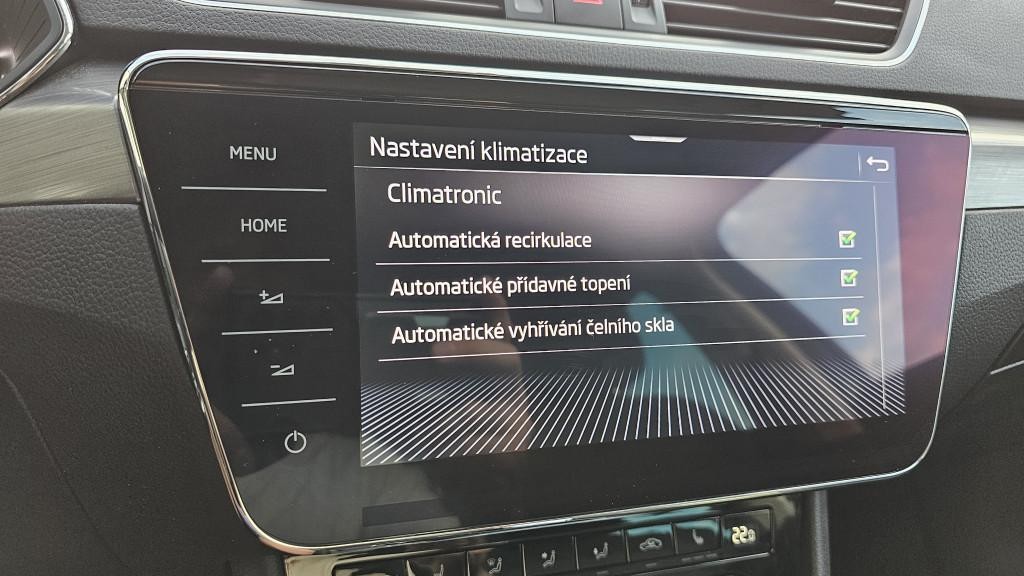 Škoda Superb Combi 2.0 TDI SCR Style DSG